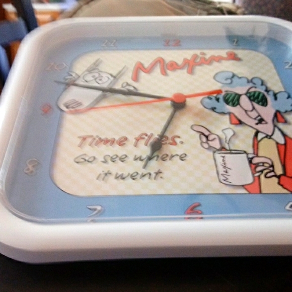 MAXINE. Wall clock - Picture 1 of 4